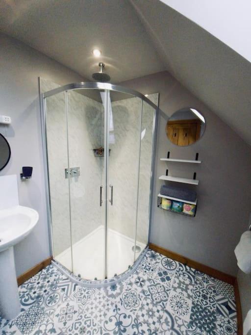 Artro Lodge Luxury 3 Bedroom, 3 Bathroom & Hot Tub Llanbedr  Extérieur photo