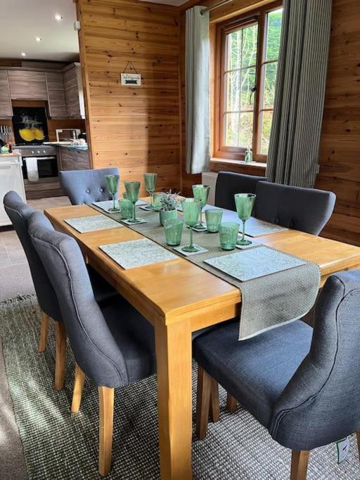 Artro Lodge Luxury 3 Bedroom, 3 Bathroom & Hot Tub Llanbedr  Extérieur photo