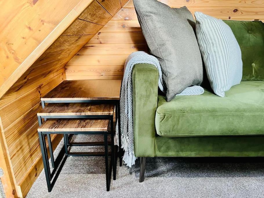 Artro Lodge Luxury 3 Bedroom, 3 Bathroom & Hot Tub Llanbedr  Extérieur photo